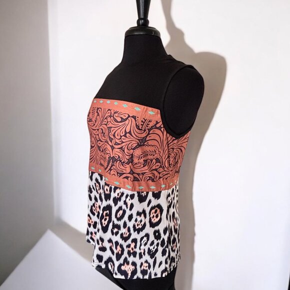 Leopard Multi Color-block T-shirt - Picture 3 of 8